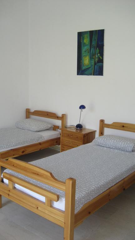 St Paul And Peter'S House Apartment Asproválta Luaran gambar
