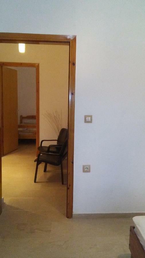 St Paul And Peter'S House Apartment Asproválta Luaran gambar